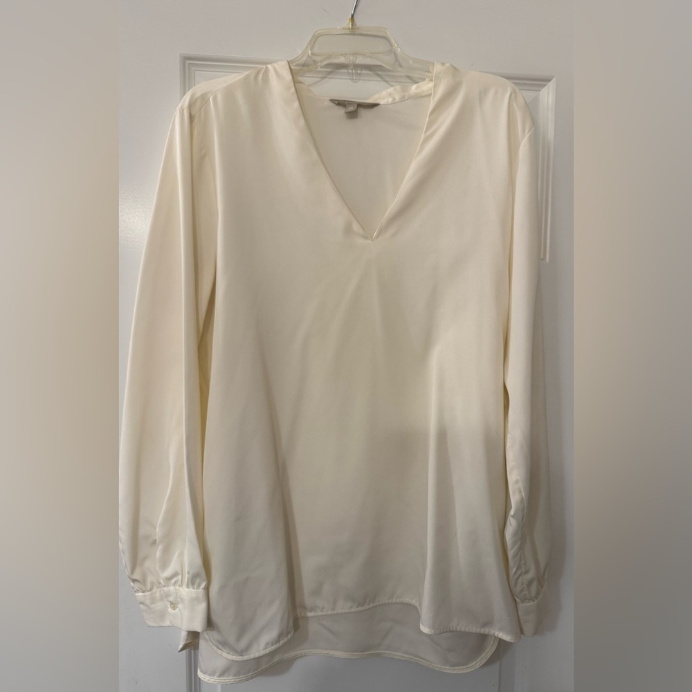 Banana Republic Cream V-Neck Blouse